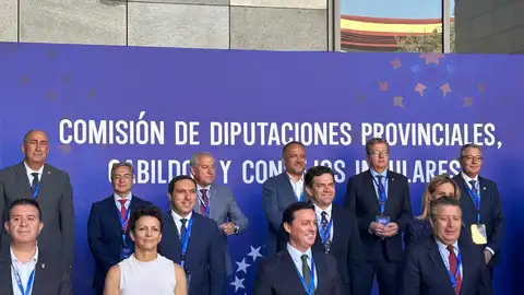 Luis Menor participa na Comisión de Deputacións, Cabildos e Consells Insulares da FEMP Luis Menor participa na Comisión de Deputacións, Cabildos e Consells Insulares da FEMP