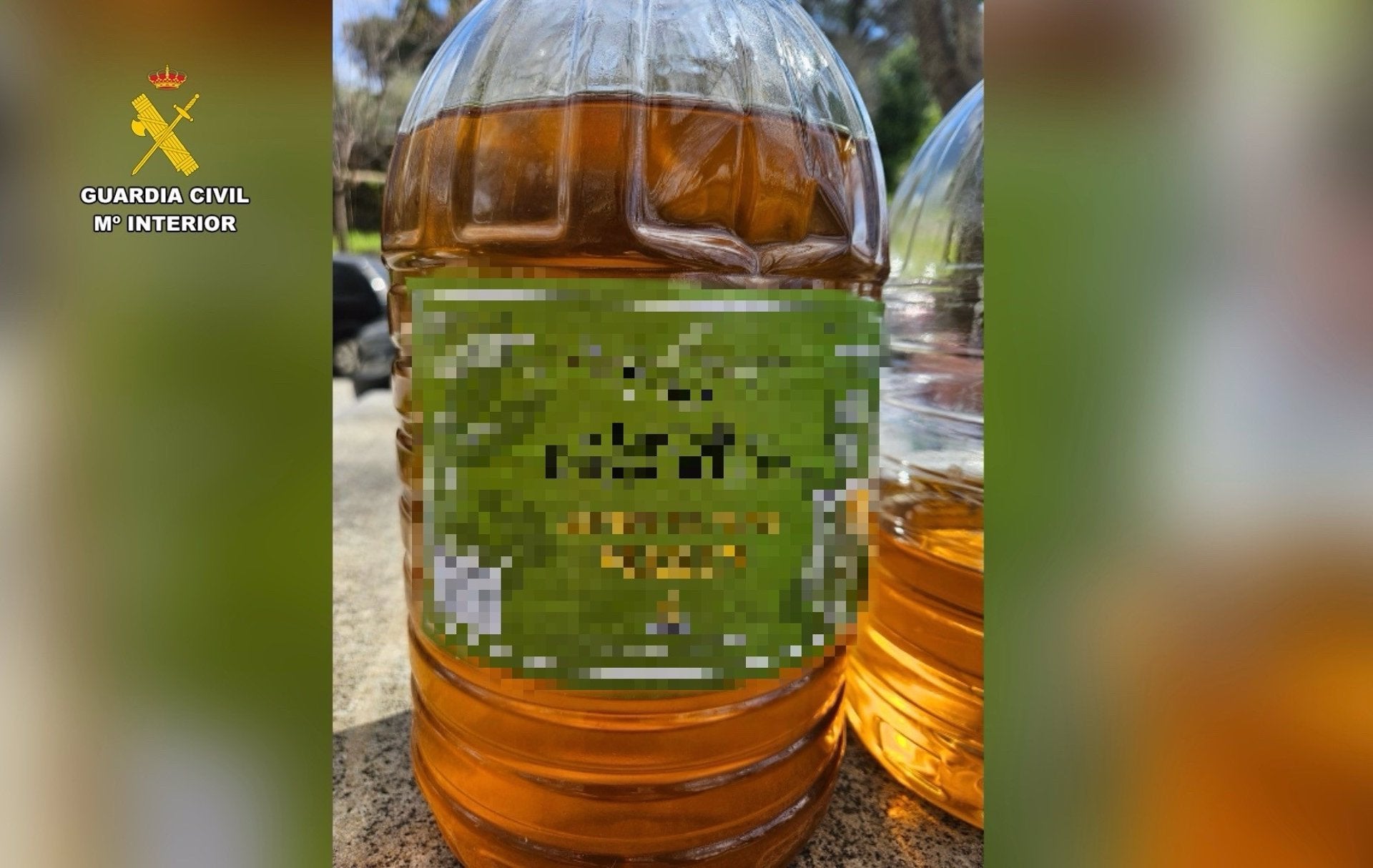 Investigados cuatro responsables de una almazara cacereña por entrega de aceite no apto para el consumo humano Investigados cuatro responsables de una almazara cacereña por entrega de aceite no apto para el consumo humano