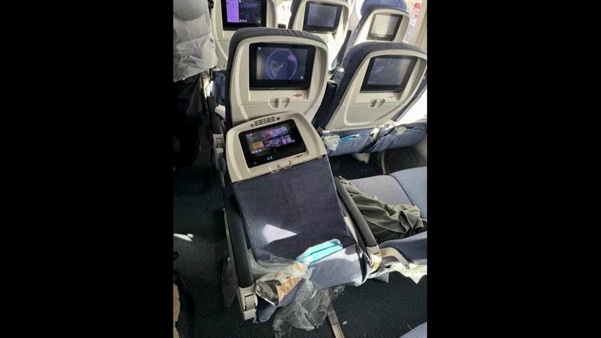 Las imágenes de las turbulencias en un vuelo vuelo Madrid-Montevideo que deja una treintena de heridos Las imágenes de las turbulencias en un vuelo vuelo Madrid-Montevideo que deja una treintena de heridos