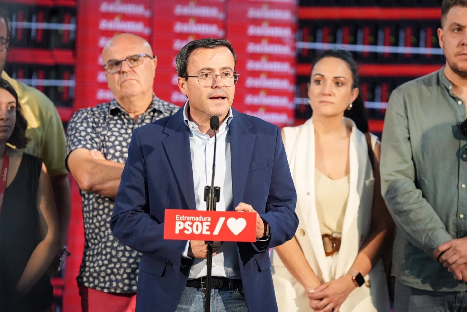 Gallardo reclama a Guardiola ayudas urgentes al sector de la cereza y potenciar el sector cooperativo Gallardo reclama a Guardiola ayudas urgentes al sector de la cereza y potenciar el sector cooperativo