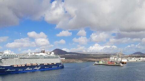 Puerto de Los Mármoles en Arrecife, Lanzarote, Canarias