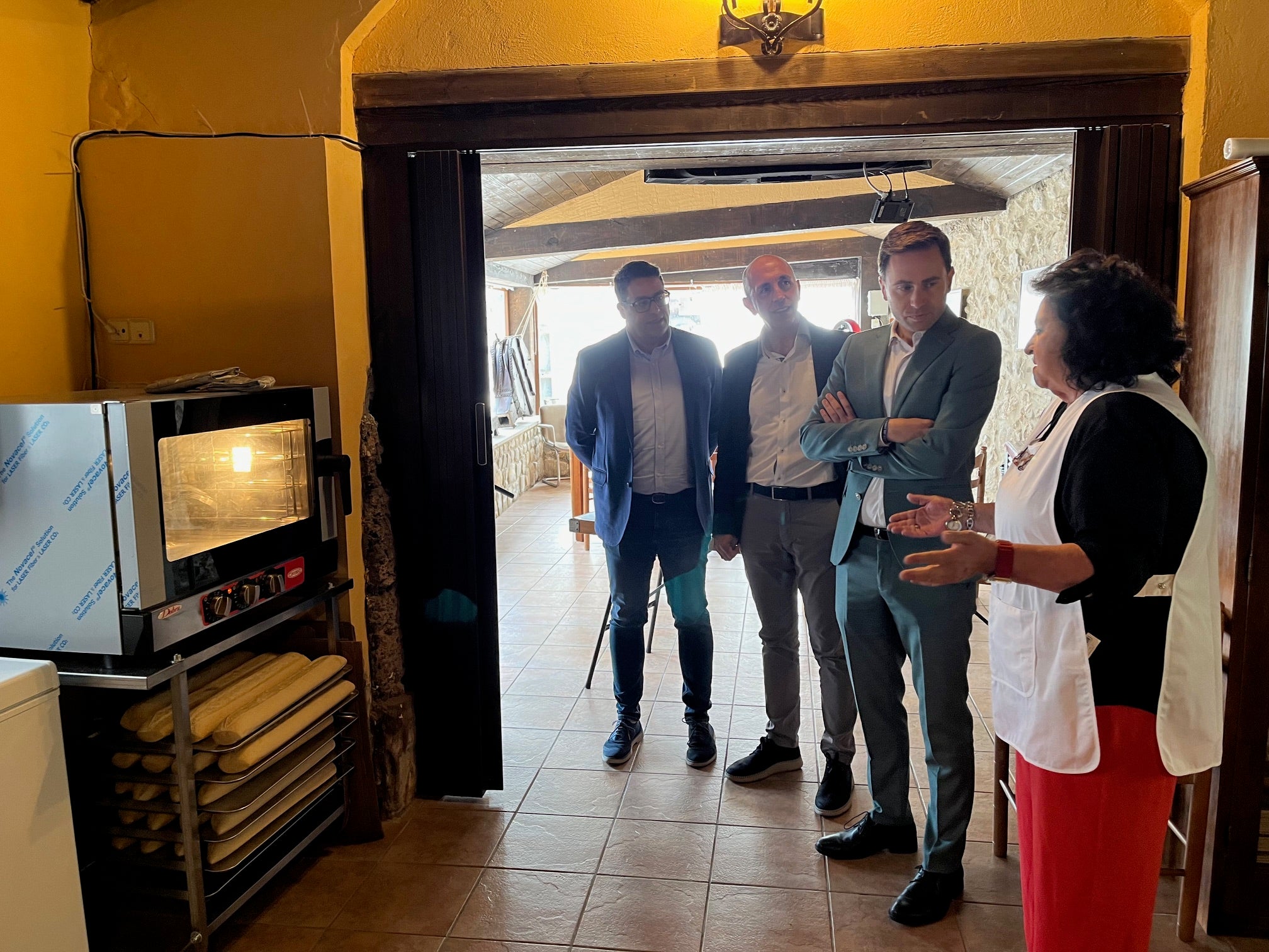 El pan tierno vuelve a Brieva de Cameros, con apoyo del gobierno de La Rioja El pan tierno vuelve a Brieva de Cameros, con apoyo del gobierno de La Rioja