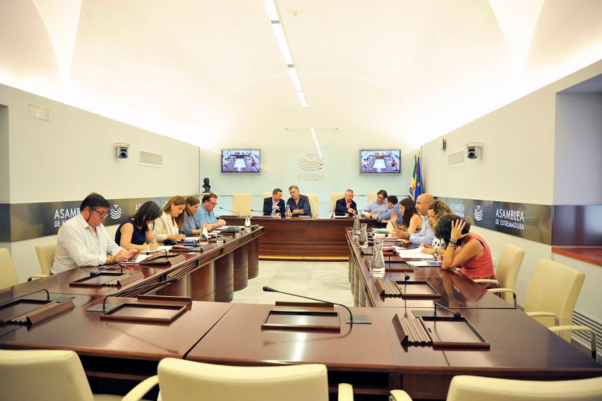 Los partidos podrán presentar hasta el día 12 propuestas de comparecencia en la comisión de financiación en la Asamblea Los partidos podrán presentar hasta el día 12 propuestas de comparecencia en la comisión de financiación en la Asamblea
