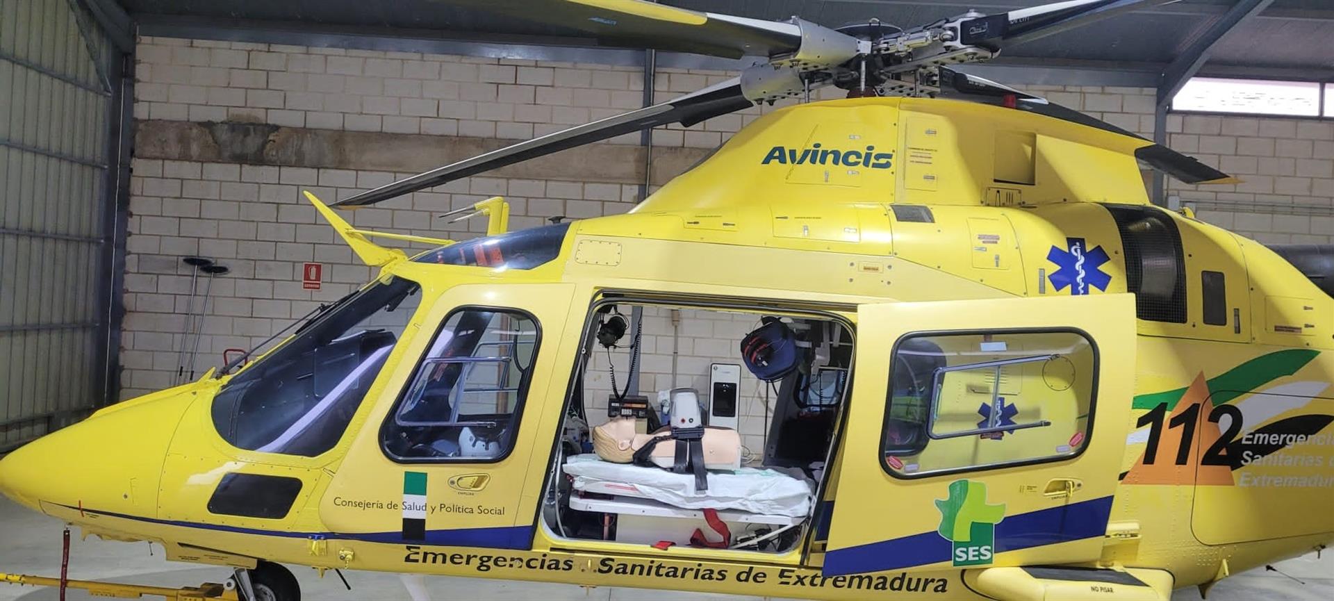 El SES contrata el servicio de transporte sanitario aéreo mediante helicóptero por 15,2 millones para cuatro años El SES contrata el servicio de transporte sanitario aéreo mediante helicóptero por 15,2 millones para cuatro años