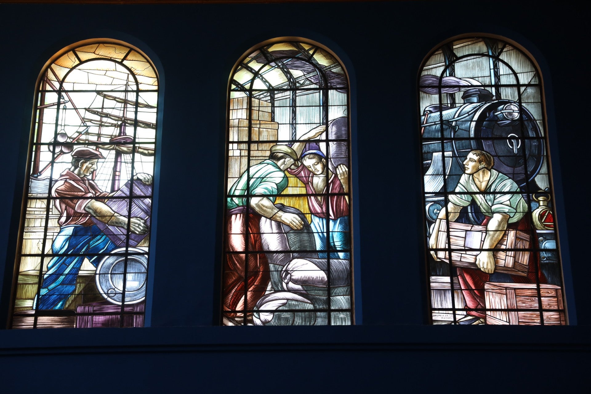 La Cámara de Comercio de Zaragoza emprende la restauración de sus históricas vidrieras La Cámara de Comercio de Zaragoza emprende la restauración de sus históricas vidrieras