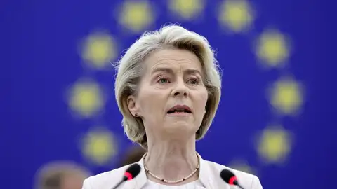 La presidenta saliente de la Comisión Europea y candidata a la reelección, Ursula von der Leyen Ursula von der Leyen, reelegida como presidenta de la Comisión Europea cinco años más
