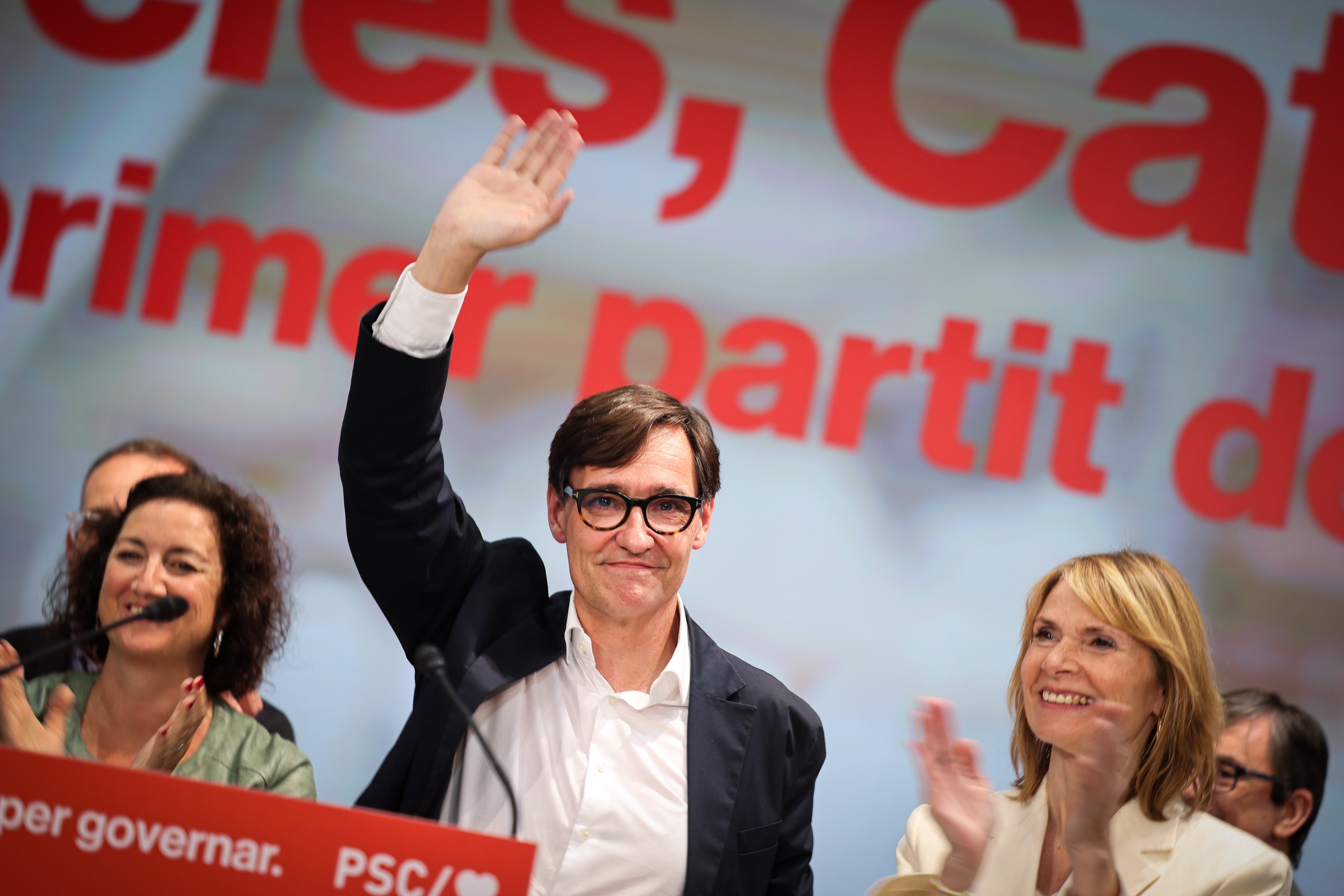 El PSOE, dispuesto a aceptar el plazo que marca ERC y amarrar un acuerdo en julio para investir a Illa El PSOE, dispuesto a aceptar el plazo que marca ERC y amarrar un acuerdo en julio para investir a Illa