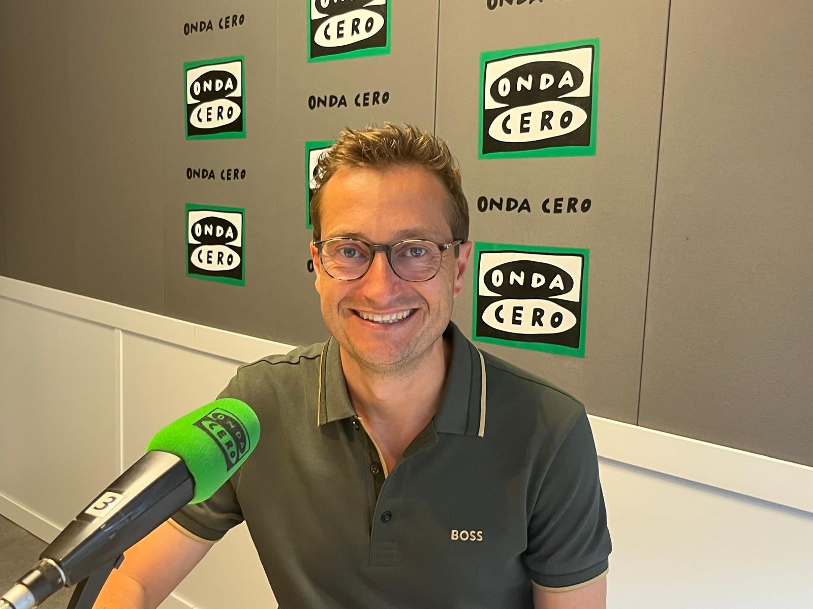 Javier Alfaro, el podólogo Oscense que ha vivido en primera línea la Eurocopa Javier Alfaro, el podólogo Oscense que ha vivido en primera línea la Eurocopa