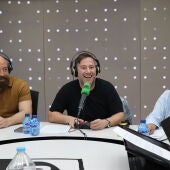 Goyo Jiménez, Carlos Latre y Begoña Gómez en 'Más de uno'
