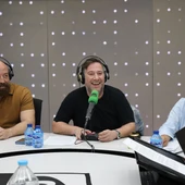 Goyo Jiménez, Carlos Latre y Begoña Gómez en 'Más de uno' Goyo Jiménez, Carlos Latre y Begoña Gómez en 'Más de uno'