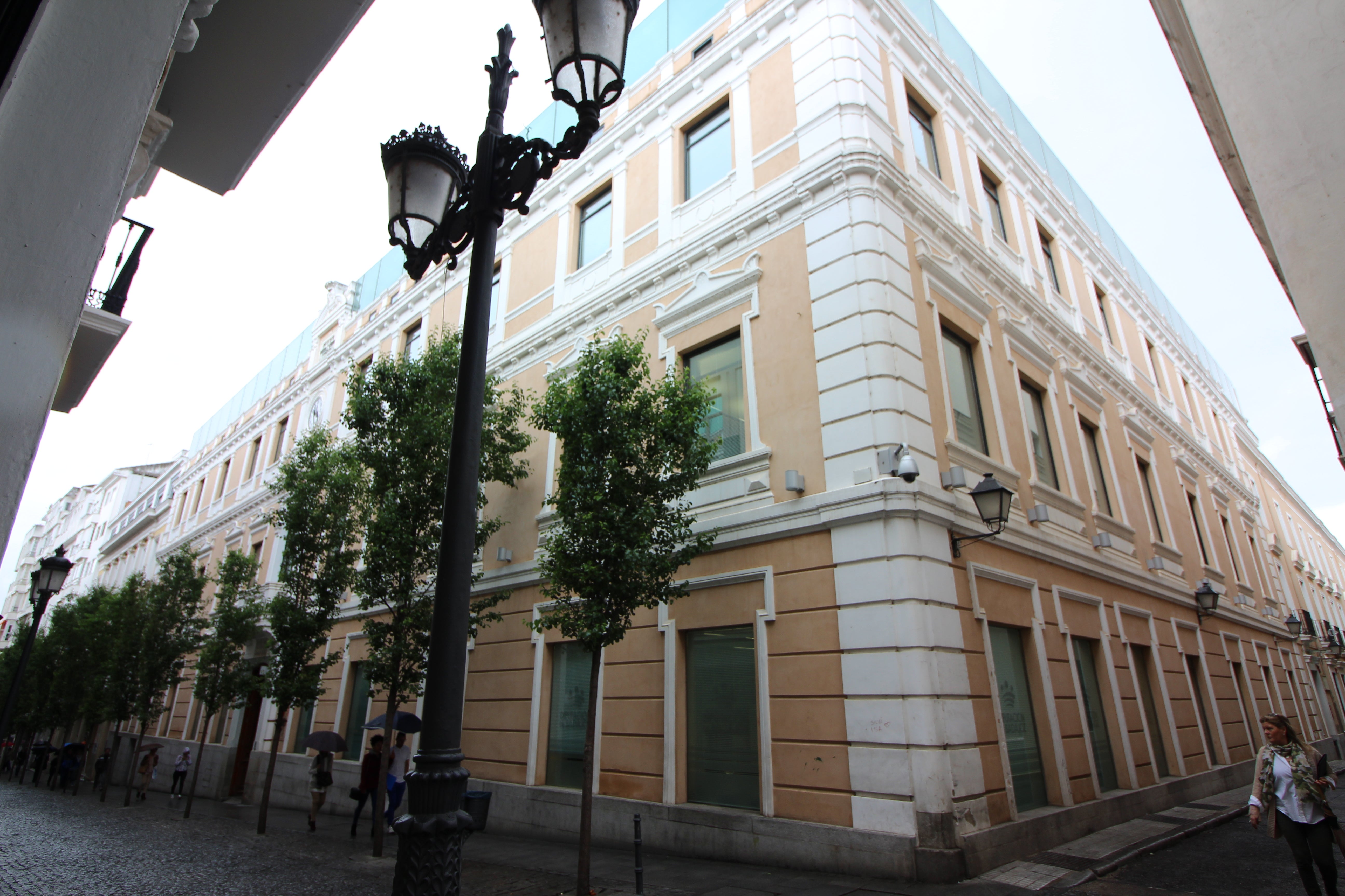 La UCO regresa a la Diputación de Badajoz por un "error informático" en el registro que se hizo anteriormente La UCO regresa a la Diputación de Badajoz por un "error informático" en el registro que se hizo anteriormente