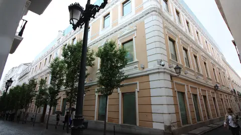 La UCO regresa a la Diputación de Badajoz por un "error informático" en el registro que se hizo anteriormente La UCO regresa a la Diputación de Badajoz por un "error informático" en el registro que se hizo anteriormente