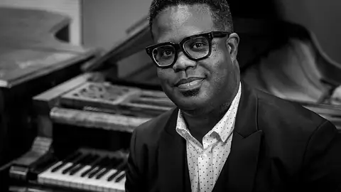 El jazz contemporáneo del pianista cubano Iván G. 'Melon' Lewis llega este viernes a Los Conciertos de Pedrilla de Cáceres El jazz contemporáneo del pianista cubano Iván G. 'Melon' Lewis llega este viernes a Los Conciertos de Pedrilla de Cáceres