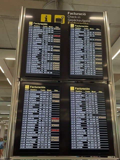 Los aeropuertos de Baleares operan este martes con normalidad Los aeropuertos de Baleares operan este martes con normalidad