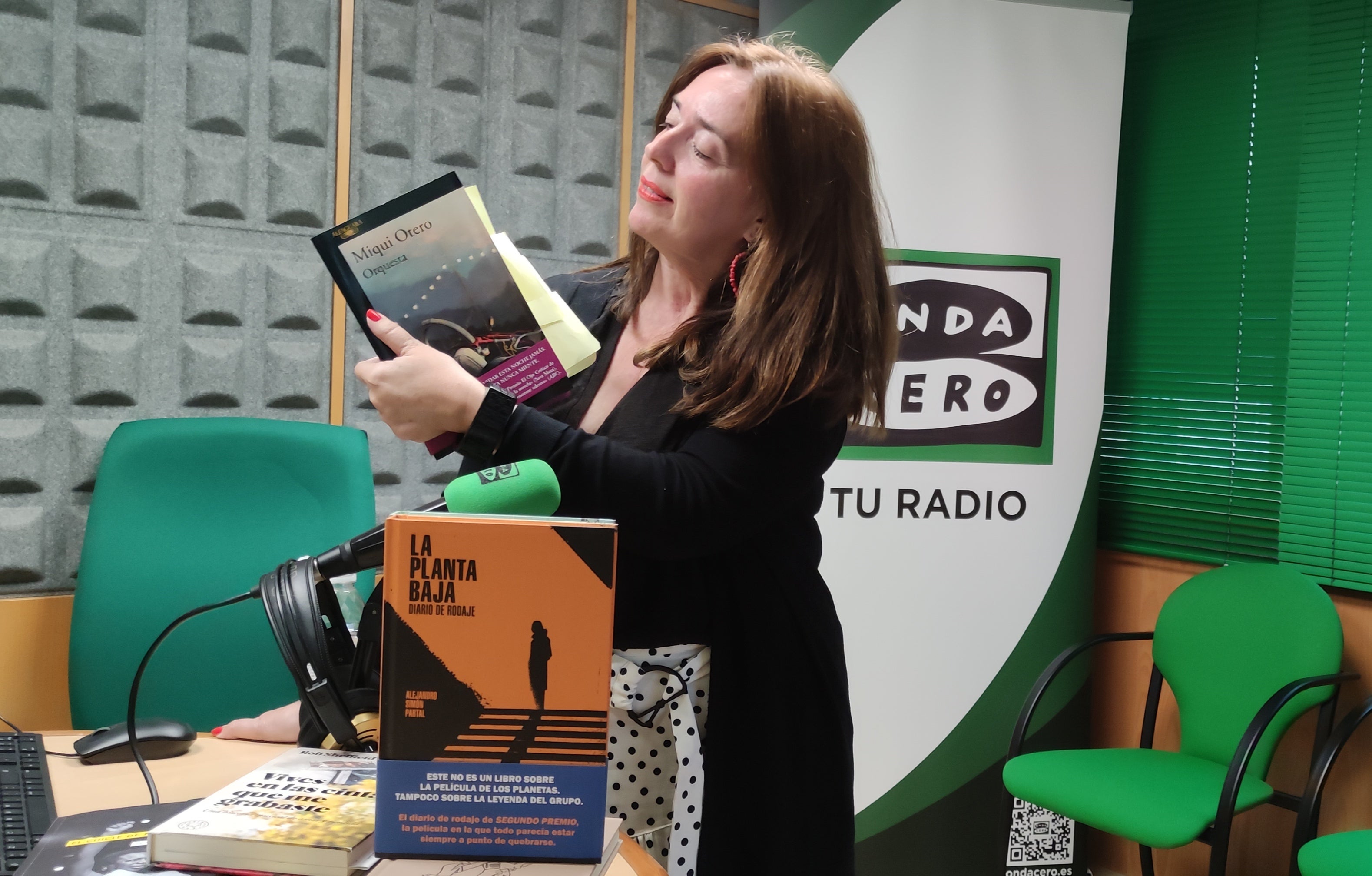 Lecturas en la maleta con la música como protagonista y Miqui Otero como invitado Lecturas en la maleta con la música como protagonista y Miqui Otero como invitado