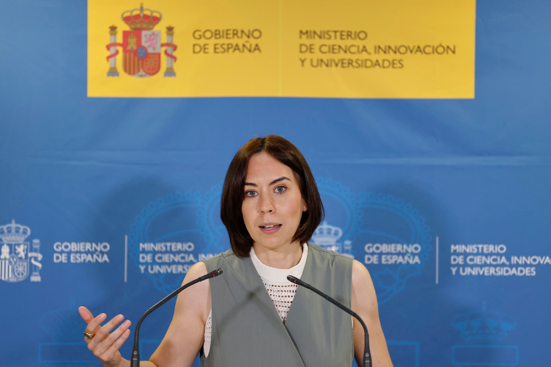 Morant critica la "extrema crueldad" de Feijóo y le pide "humanidad" para reformar la Ley de Extranjería Morant critica la "extrema crueldad" de Feijóo y le pide "humanidad" para reformar la Ley de Extranjería
