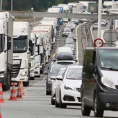 'Previsión y paciencia' para quienes viajen desde Euskadi a Francia estos próximos días 'Previsión y paciencia' para quienes viajen desde Euskadi a Francia estos próximos días