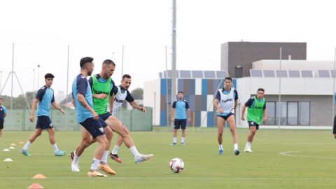 El Málaga prueba la Ciudad Deportiva de Arraijanal