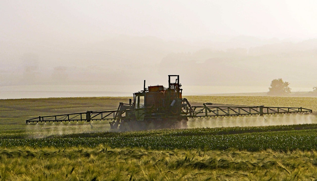 La Unión denuncia que el decreto de ayudas para paliar la subida de costes por la inflación "discrimina" al sector agrario La Unión denuncia que el decreto de ayudas para paliar la subida de costes por la inflación "discrimina" al sector agrario