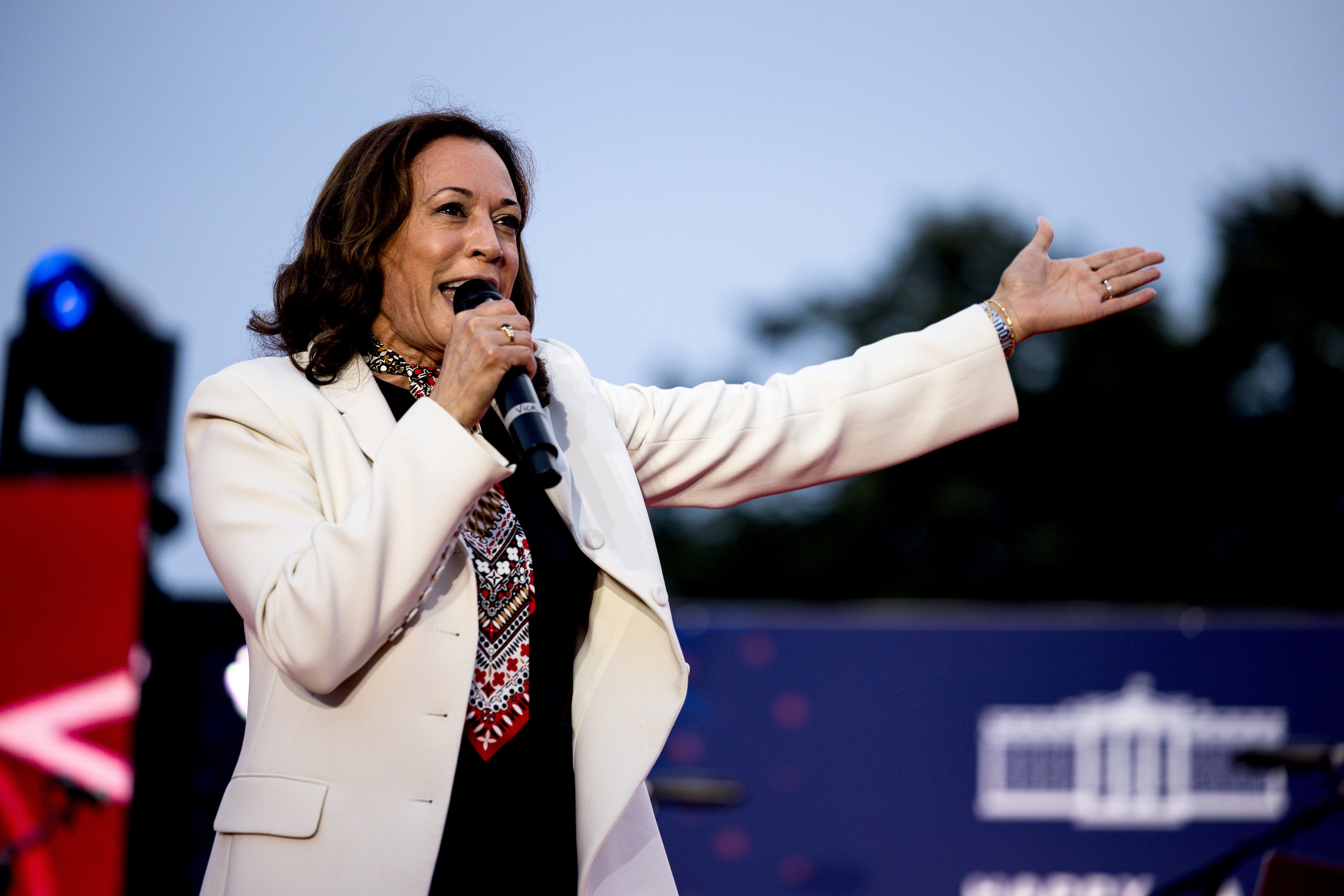 Harris destaca en su debut que Biden ha hecho más en un mandato que otros en dos Harris destaca en su debut que Biden ha hecho más en un mandato que otros en dos