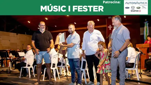 Estrena de la Marxa Pirata Maroma de Miquel Morales dedicada al Rei Cristià 2024, Maties Romà Mayor. Estrena de la Marxa Pirata Maroma de Miquel Morales dedicada al Rei Cristià 2024, Maties Romà Mayor.
