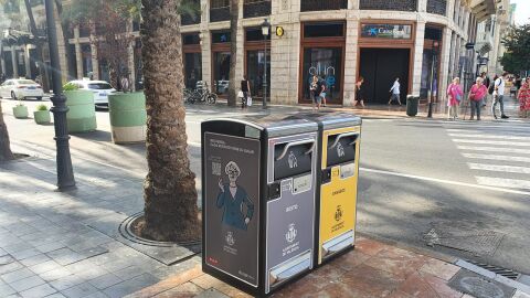 Algunas de las papeleras est&aacute;n instaladas en la Plaza del Ayuntamiento