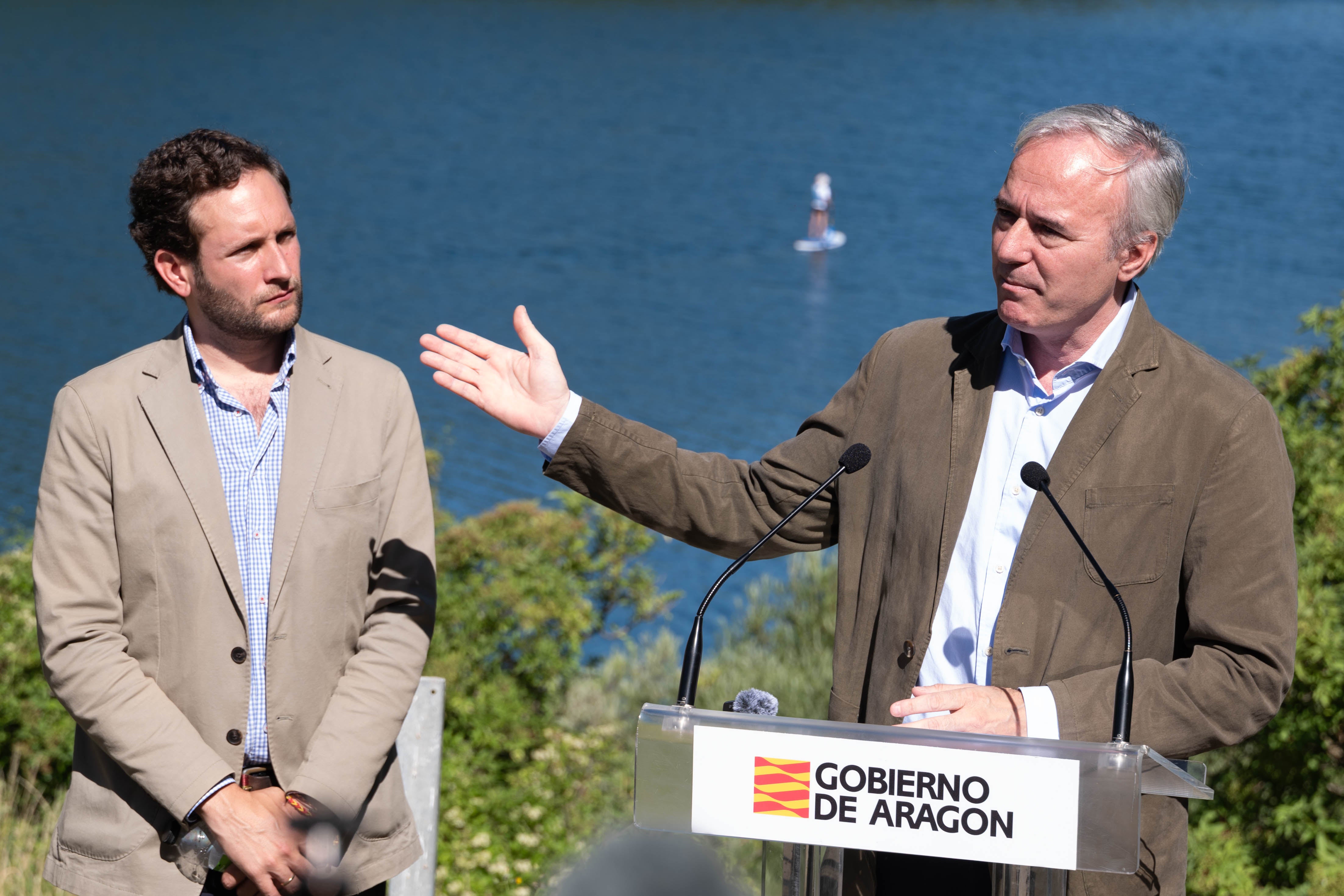 Azcón restringirá la instalación de placas solares en los embalses Azcón restringirá la instalación de placas solares en los embalses