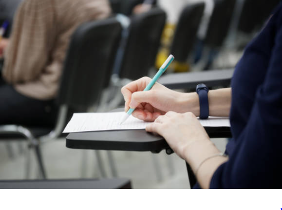 Estas son las ocho oposiciones más fáciles de aprobar en 2024 Estas son las ocho oposiciones más fáciles de aprobar en 2024