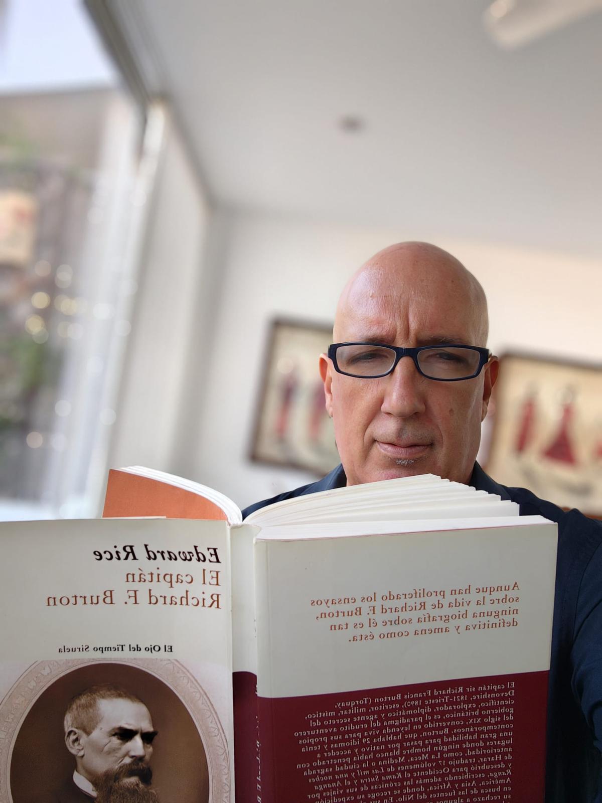 Javier Noriega recomienda hoy "Capita Richard F. Burton" Javier Noriega recomienda hoy "Capita Richard F. Burton"