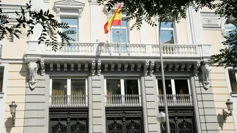 Fachada del edificio sede del Consejo General del Poder Judicial (CGPJ). Fachada del edificio sede del Consejo General del Poder Judicial (CGPJ).