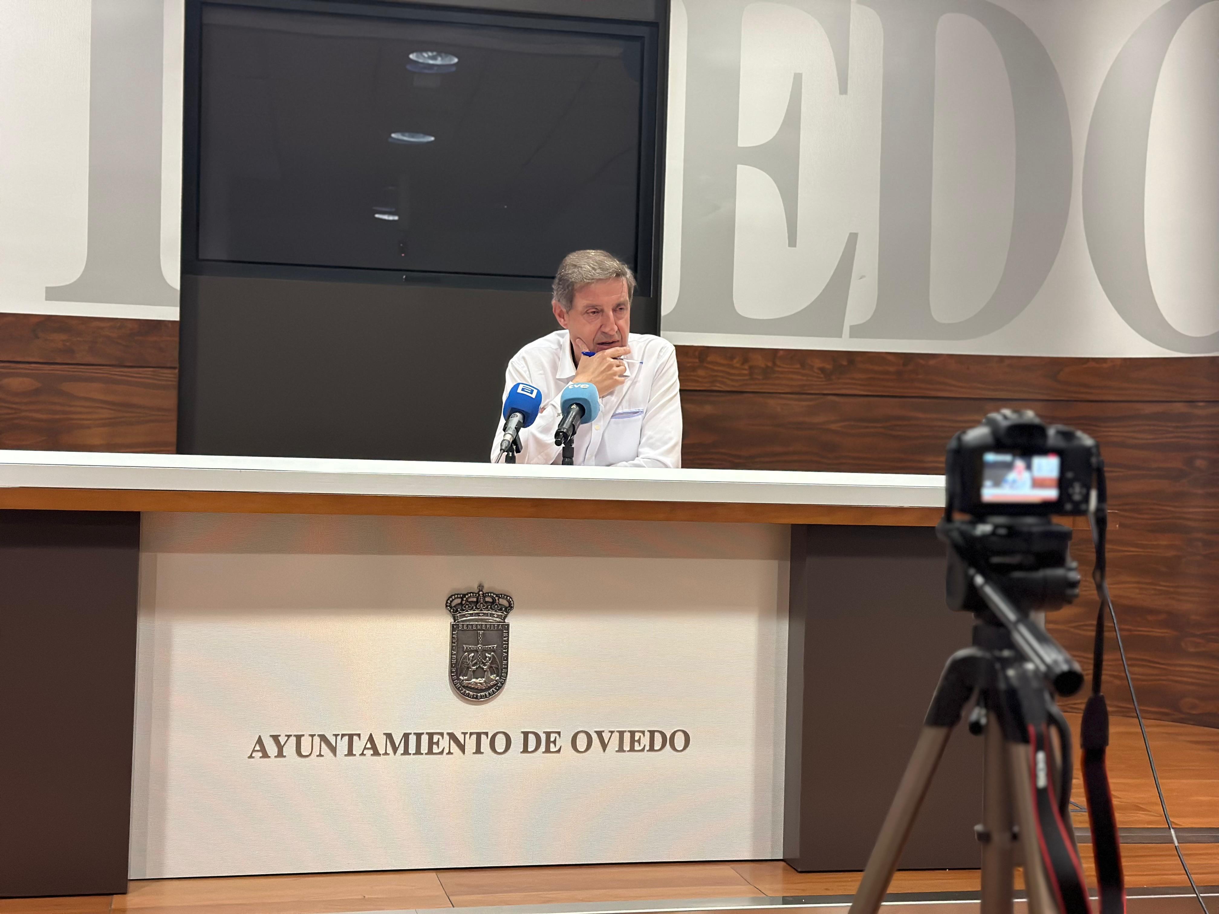 El PSOE celebra que el vial por el interior de La Vega "ya no es una realidad inamovible" El PSOE celebra que el vial por el interior de La Vega "ya no es una realidad inamovible"