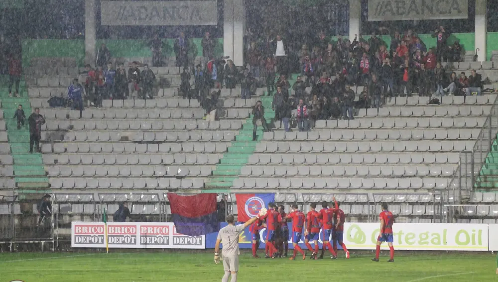 Celebración do gol de Hugo García na Malata Celebración do gol de Hugo García na Malata