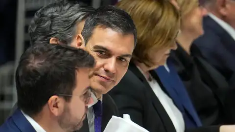El presidente del Gobierno, Pedro Sánchez, y el presidente de la Generalitat, Pere Aragonés. El presidente del Gobierno, Pedro Sánchez, y el presidente de la Generalitat, Pere Aragonés.