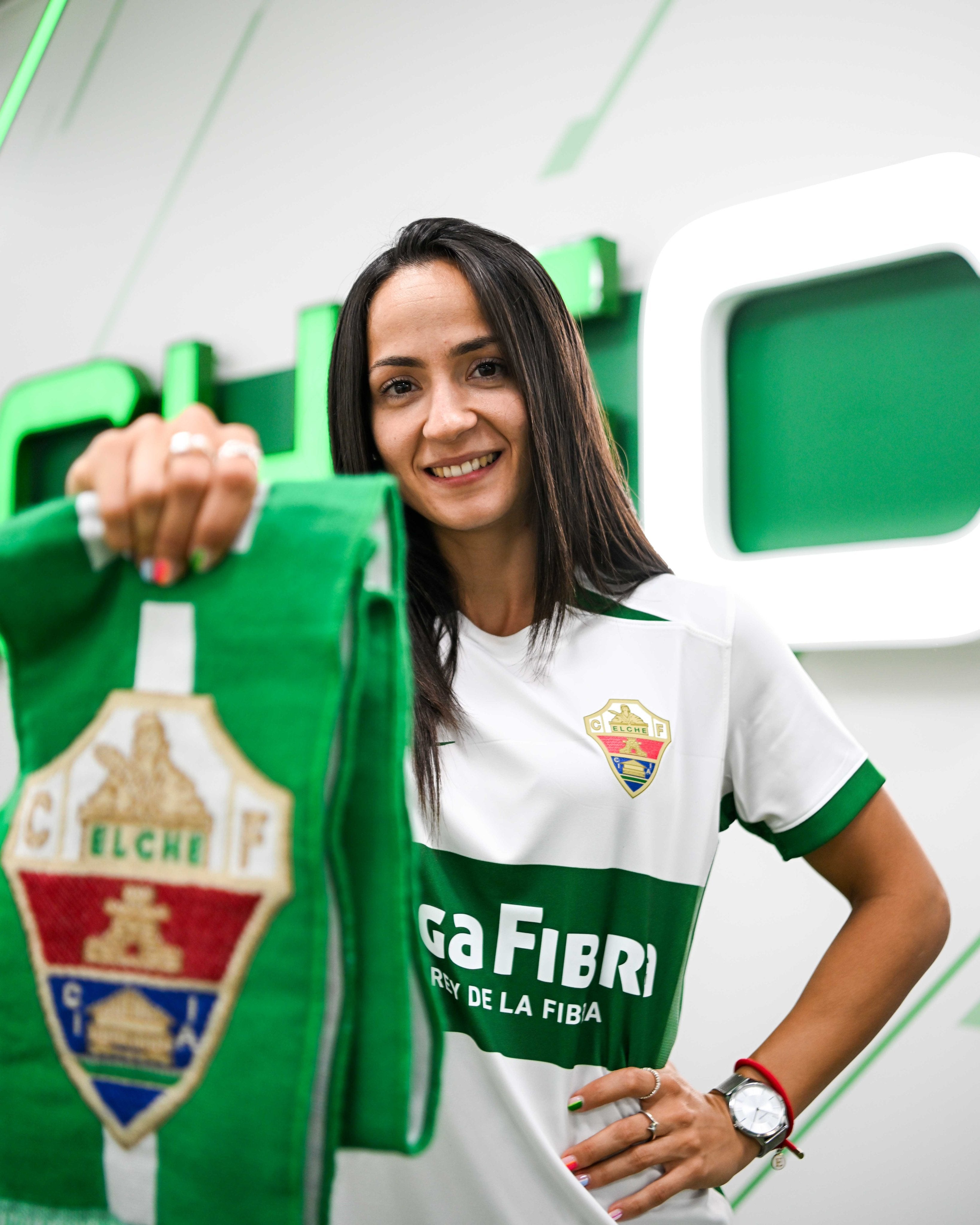 El Elche CF Femenino se apunta la vuelta de Elisa Tomé y renueva a Sara Micó El Elche CF Femenino se apunta la vuelta de Elisa Tomé y renueva a Sara Micó