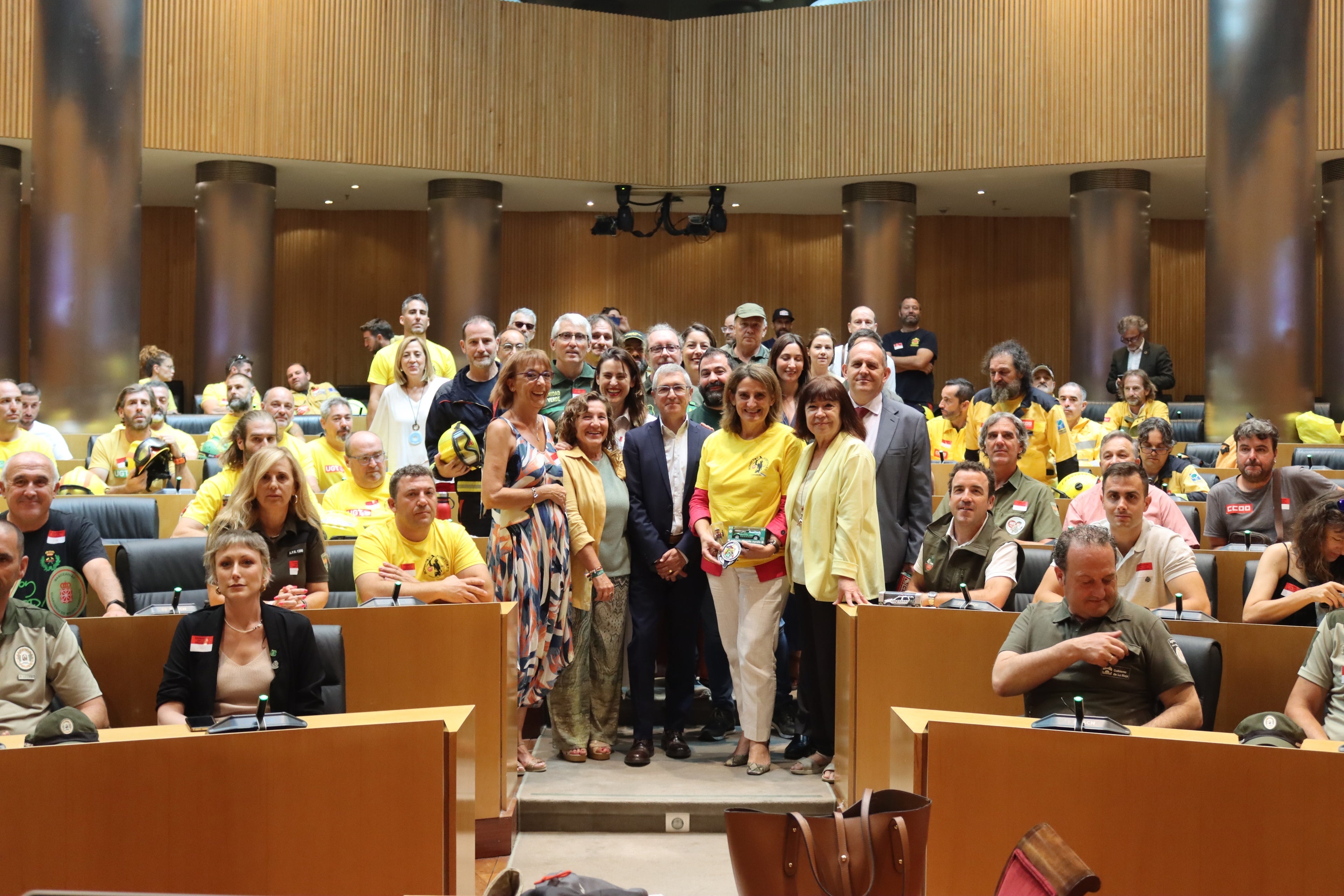 El Congreso aprueba sin votos en contra las leyes para agentes y bomberos forestales y las remite al Senado El Congreso aprueba sin votos en contra las leyes para agentes y bomberos forestales y las remite al Senado