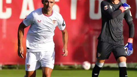 Jugadores del Sevilla jugando el primer partido de pretemporada Jugadores del Sevilla jugando el primer partido de pretemporada