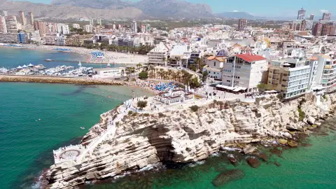 Benidorm solicita 3 millones de euros para implementar una plataforma tecnológica con la que acceder a más datos para gestionar el destino Benidorm solicita 3 millones de euros para implementar una plataforma tecnológica con la que acceder a más datos para gestionar el destino