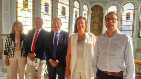 Diputación de Palencia y Universidad de Valladolid estudian nuevos planteamientos de cara al próximo curso académico .