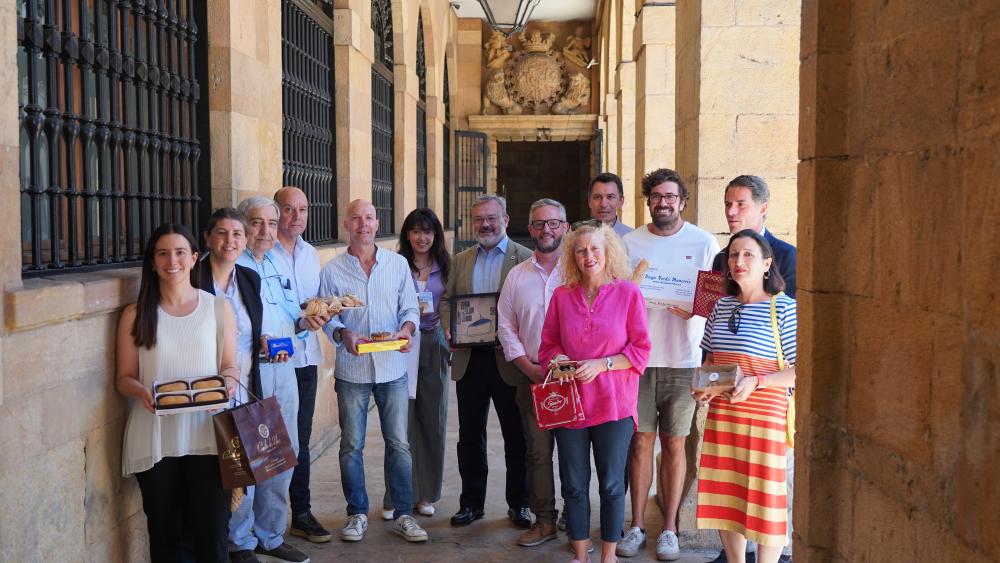 El Ayuntamiento presenta 'Oviedo Llambión', la ruta más golosa de la Capitalidad Gastronómica El Ayuntamiento presenta 'Oviedo Llambión', la ruta más golosa de la Capitalidad Gastronómica