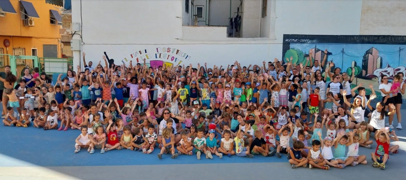En Villajoyosa alrededor de 400 niños y niñas participan en las escuelas de verano municipales En Villajoyosa alrededor de 400 niños y niñas participan en las escuelas de verano municipales