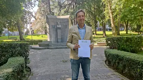 Carlos Fernández Llaneza. Carlos Fernández Llaneza