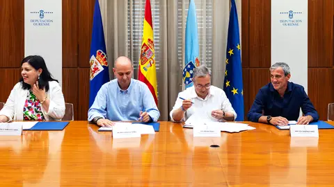 Proxectos de mellora en seis campos de fútbol da provincia Proxectos de mellora en seis campos de fútbol da provincia