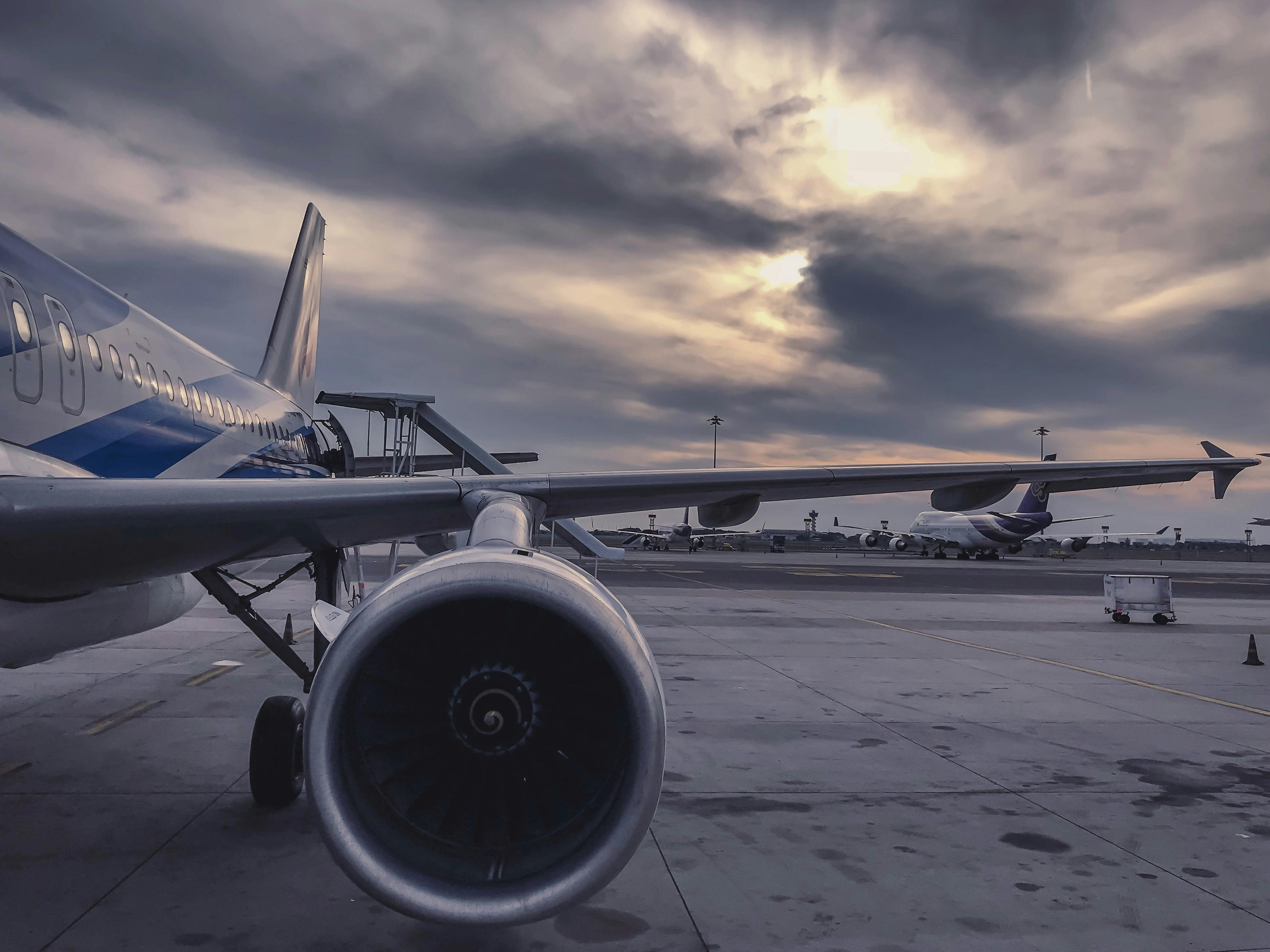 El piloto del avión siniestrado en Nepal con 19 pasajeros a bordo es el único superviviente El piloto del avión siniestrado en Nepal con 19 pasajeros a bordo es el único superviviente
