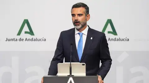 El consejero de Sostenibilidad, Medio Ambiente y Economía Azul de la Junta de Andalucía y portavoz del Gobierno, Ramón Fernández-Pacheco, comparece en la rueda de prensa posterior al Consejo de Gobierno. - Joaquin Corchero - Europa Press El consejero de Sostenibilidad, Medio Ambiente y Economía Azul de la Junta de Andalucía y portavoz del Gobierno, Ramón Fernández-Pacheco, comparece en la rueda de prensa posterior al Consejo de Gobierno. - Joaquin Corchero - Europa Press