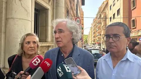 El abogado y escritor Sebastià Frau i Gaià, en declaraciones a los medios El abogado y escritor Sebastià Frau i Gaià, en declaraciones a los medios