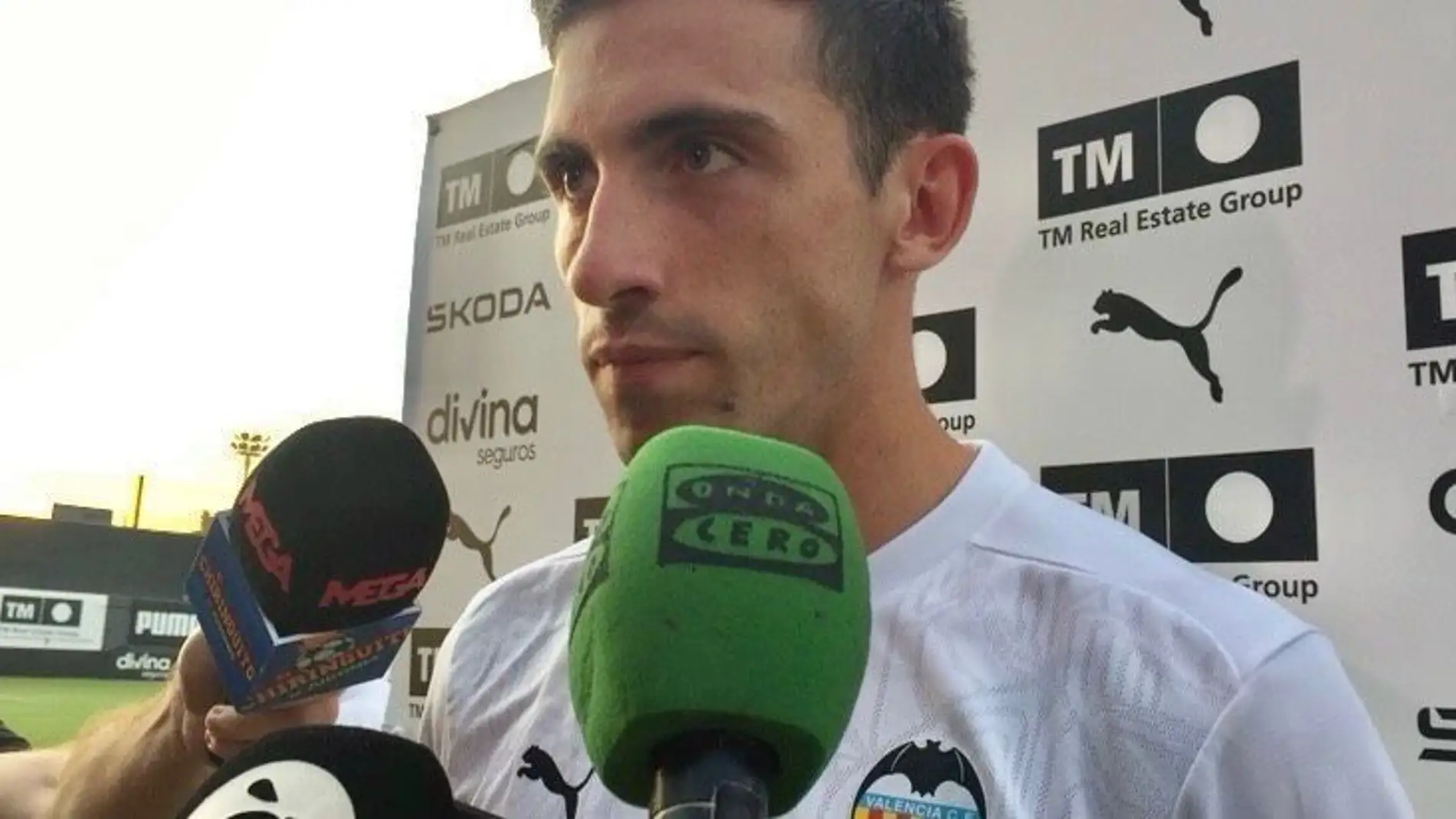 César Tárrega se ve como titular en el Valencia esta temporada César Tárrega se ve como titular en el Valencia esta temporada