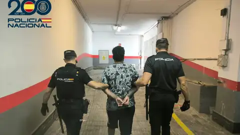 Padre detenido por intentar asesinar a su bebé de un mes en Manacor, Mallorca Padre detenido por intentar asesinar a su bebé de un mes en Manacor, Mallorca
