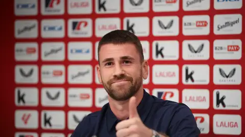 Unai Simón: "Nico Williams no se ha merecido la presión a la que ha estado sometido" Unai Simón: "Nico Williams no se ha merecido la presión a la que ha estado sometido"