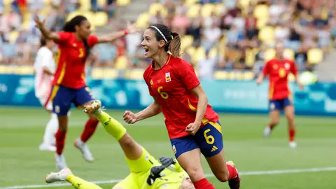 Aitana Bonmati celebra el 1-1. Aitana Bonmati celebra el 1-1. EFE/Miguel Tona