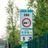 La justícia anul·la la Zona de Baixes Emissions de les rondes de Barcelona